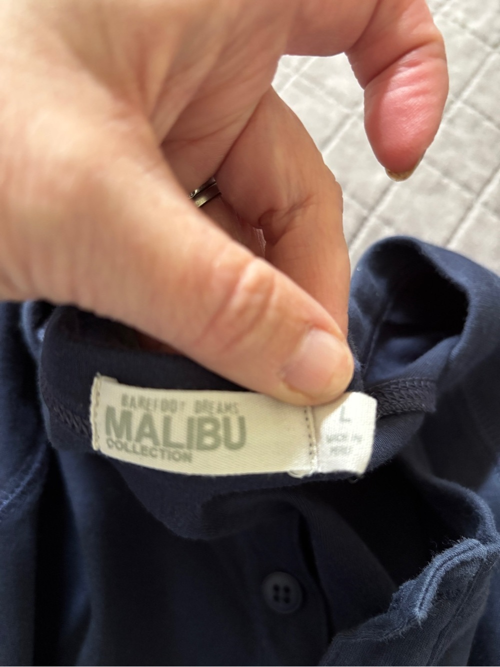 Barefoot Dreams Malibu Collection Navy Long Sleeve Henley Shirt Men’s large soft - Picture 8 of 8